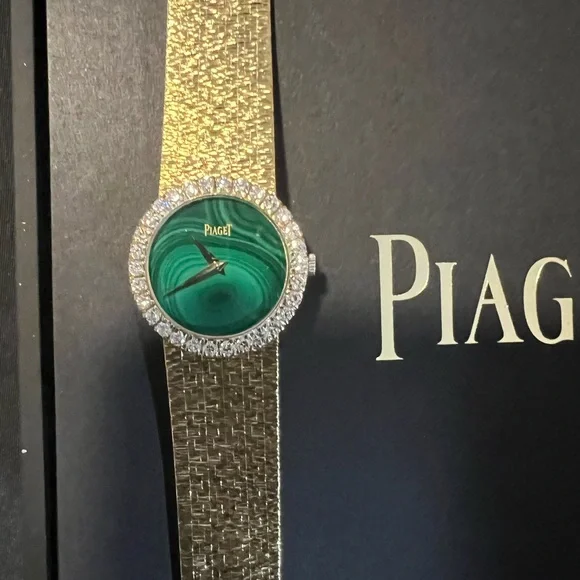 Rare Vintage Piaget Green Dial Ladies Diamond Watch - Picture 9 of 14